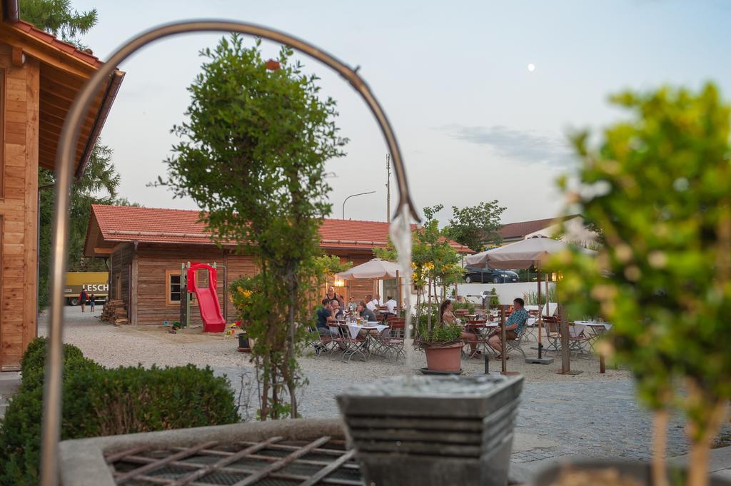 Forstnerwirt Hotel | Stubn | Biergarten Rottenburg an der Laaber Exterior photo